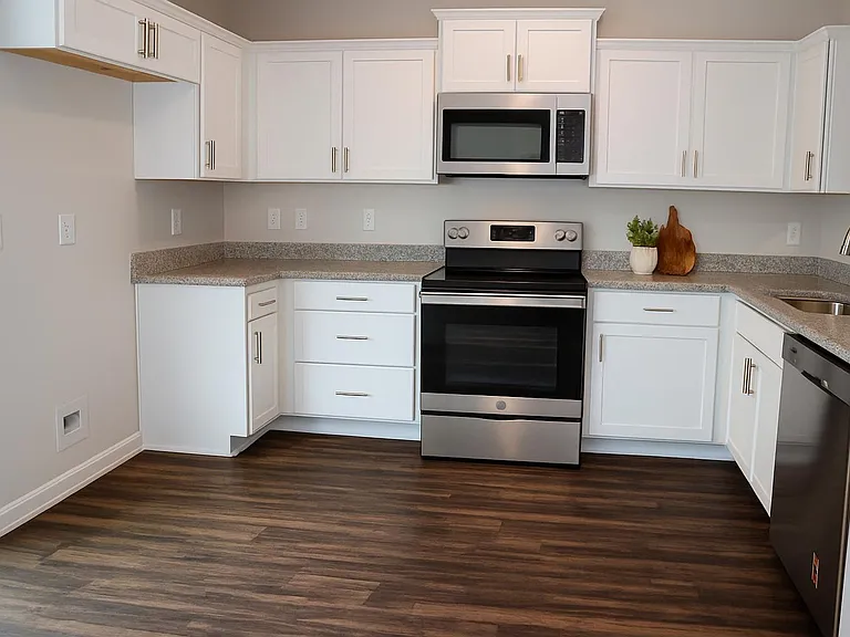 1130 Brooksridge Way — Photo 8