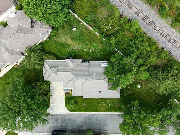 3rd image of 7430 E Champions Cir