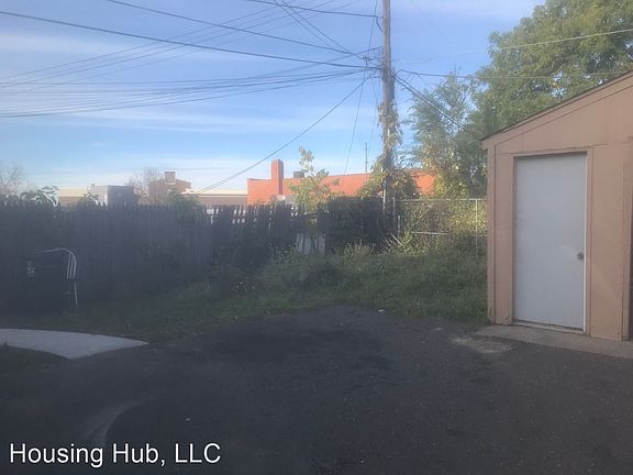 2nd image of 416 Hope St #1