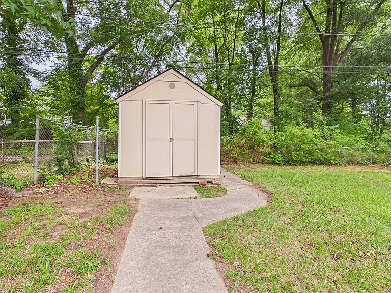 2603 Houston Ave — Photo 28