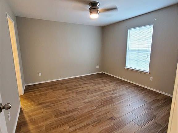 2nd image of 1705 Tampa St #2