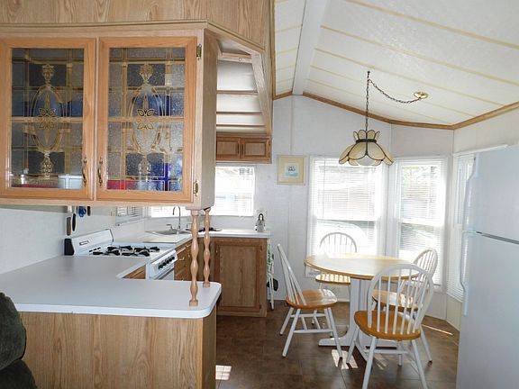 2nd image of 36 Dono Ln