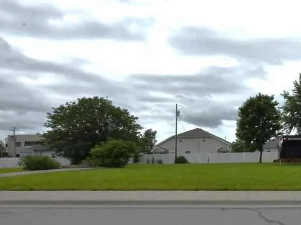 2908 E 22nd St, Joplin, MO 64804