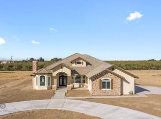 8020 Immaculate Way, Bakersfield, CA 93313