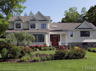 4 Westwood Ct, Harrison, NY 10528