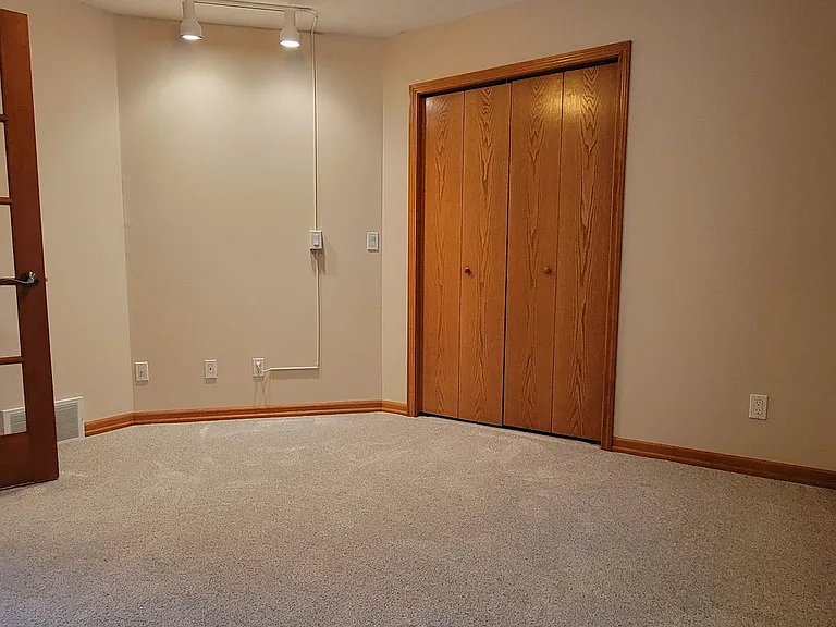 3719 E Thrush Ln — Photo 10