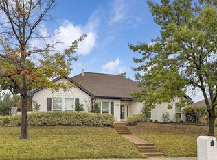 2402 Country Valley Rd, Garland, TX 75041