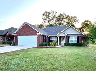 148 Harmony Dr, Tuscumbia, AL 35674