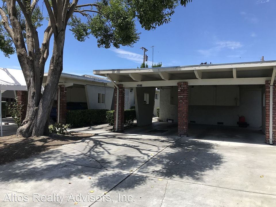 1st image of 2421 Karen Dr APT 4