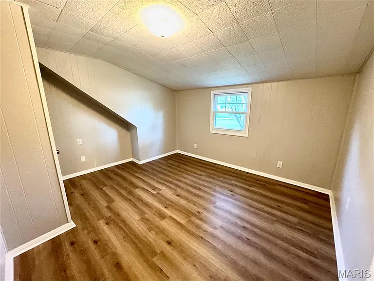 4720 Ruth St — Photo 56