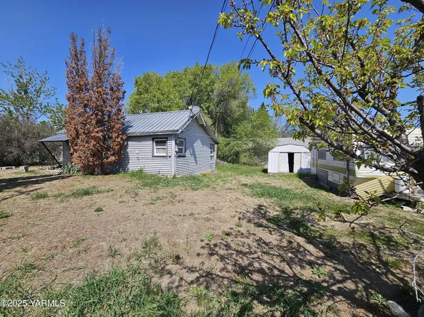 10585 Us Highway 12, Naches, WA 98937
