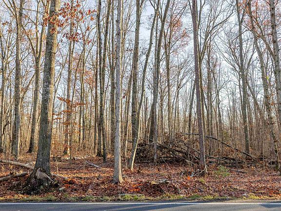 2nd image of Carpenters Mill Rd