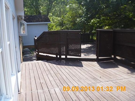 3rd image of 132 Withers Ave