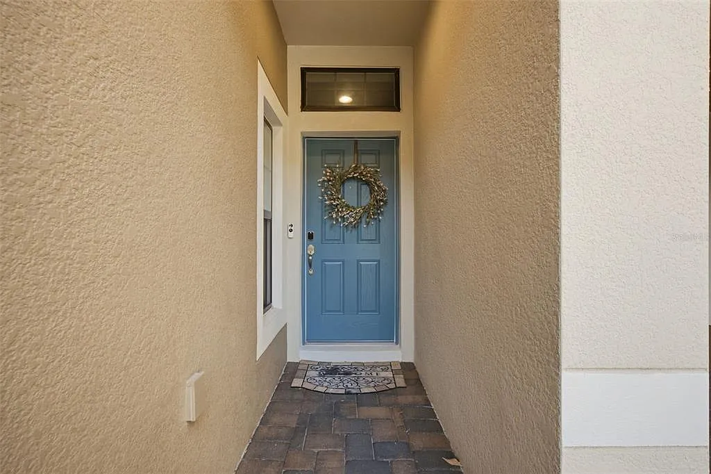 2 bed, 2.5 bath, 1571 sqft, $2,250 — Photo 3