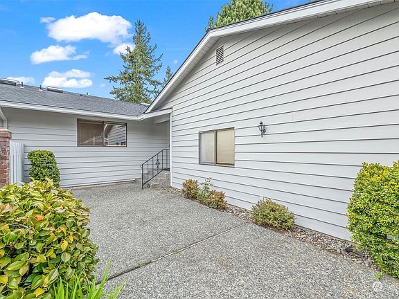 4th image of 177 Fairway Drive