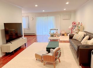 500 Central Park Ave APT 117, Scarsdale, NY 10583