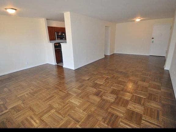 4th image of 3 Palmer Ave #C