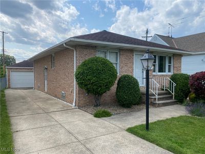 6234 W 54th St, Parma, OH, 44129