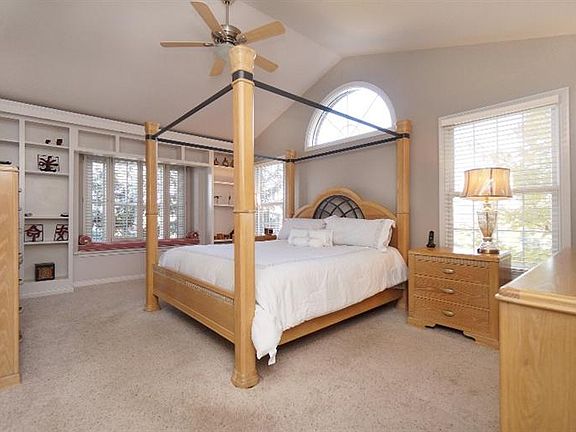2nd image of 7068 Vailsgate Ct