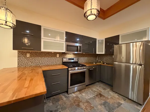 1183 Putnam Avenue image 4 of 18