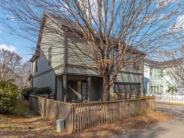 1529 Gilstrap Ln NW — Photo 40
