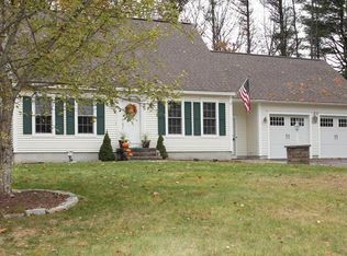 36 Roberts Hill Rd, Topsham, ME 04086