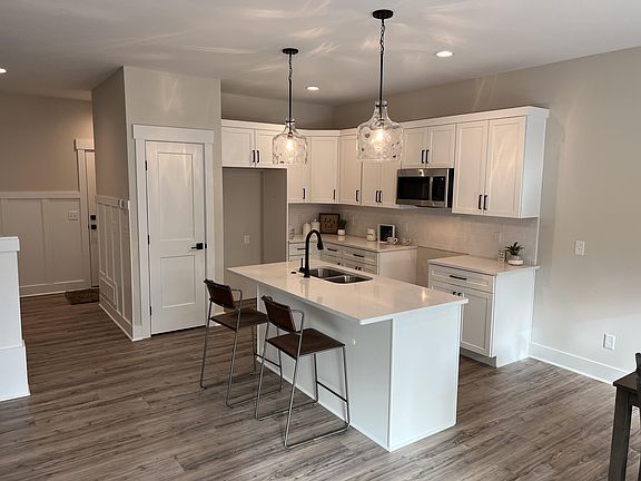 2nd image of 1028 Castlebay Way #15