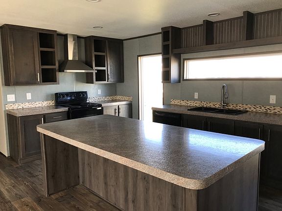 3rd image of 289 Silver Peak Dr #425