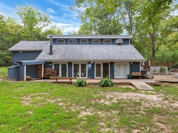 837 Del Vista Ct, Villa Ridge, MO 63089