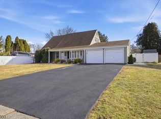 3 Cypress Rd, Franklin Twp., NJ 08873
