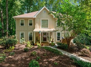 2111 Dawn Ct, Suwanee, GA 30024