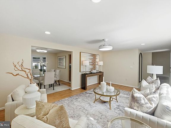 5th image of 6512 Cape Ct