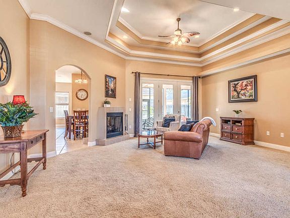 5th image of 4408 Sonoma Cir