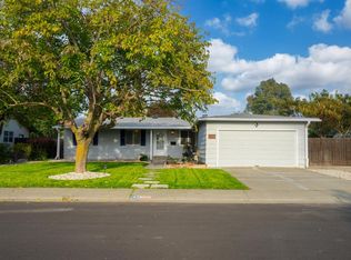 420 McKenzie Dr, Dixon, CA 95620