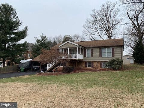 2nd image of 8408 Yorkshire Ln