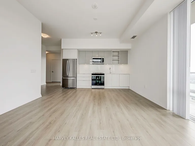 25 Holly St #LPH09 — Photo 10
