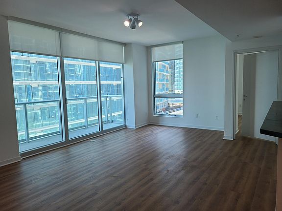 3rd image of 300 S Biscayne Blvd APT 1602