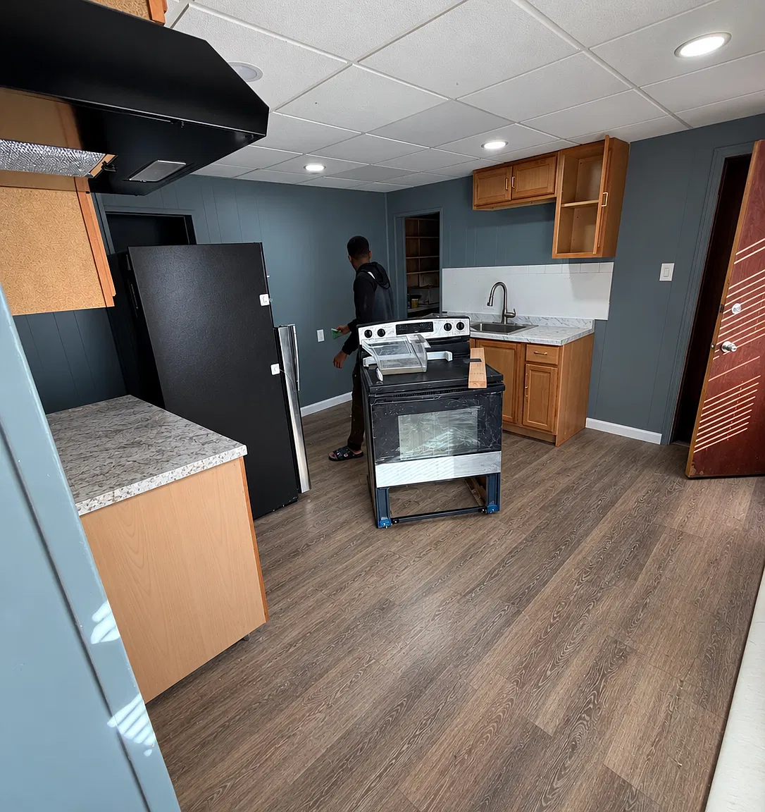 3 bed, $2,000 — Photo 3