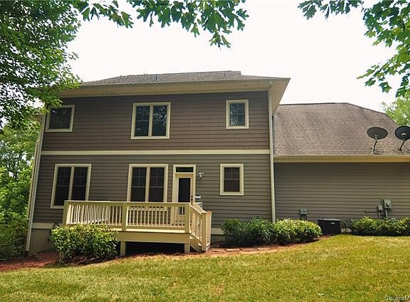 2nd image of 173 Holly Haven Ct