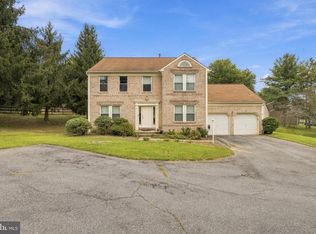17 Strawhill Ct, Owings Mills, MD 21117
