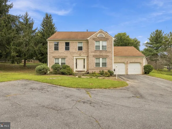 17 Strawhill Ct, Owings Mills, MD 21117