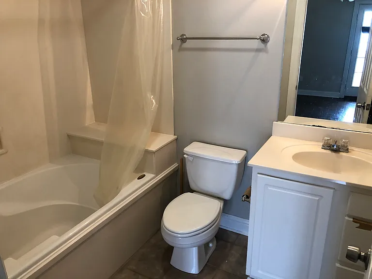 2210 Christian St #3 — Photo 1