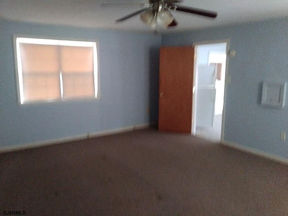 4th image of 477 Ash Ave