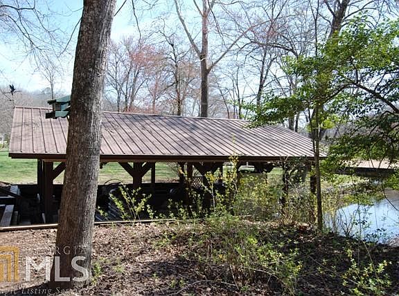 5th image of 132 Seabrook Ln