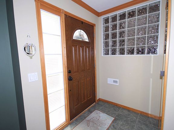 2nd image of 345 Travis Ave