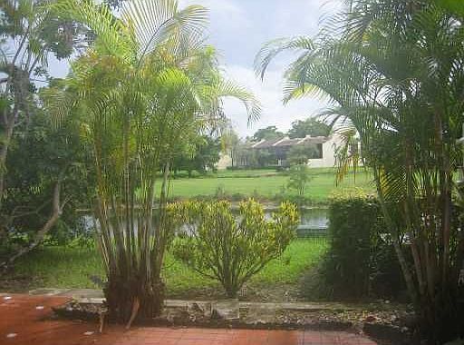 4th image of 3627 Estepona Ave #D-27