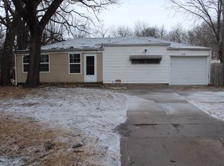 2725 S El Rancho Rd, Wichita, KS 67216