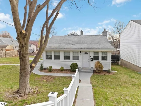 64 Dacotah Ave, Lake Hiawatha, NJ 07034