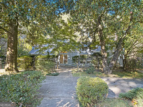1704 Wildwood Rd NE, Atlanta, GA 30306
