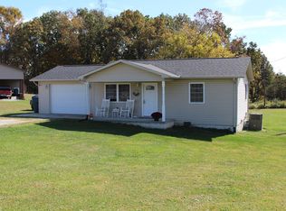 1380 E 1st St, Crossville, TN 38555